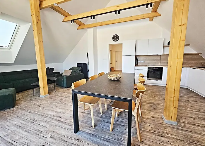 Nad údolím šumava